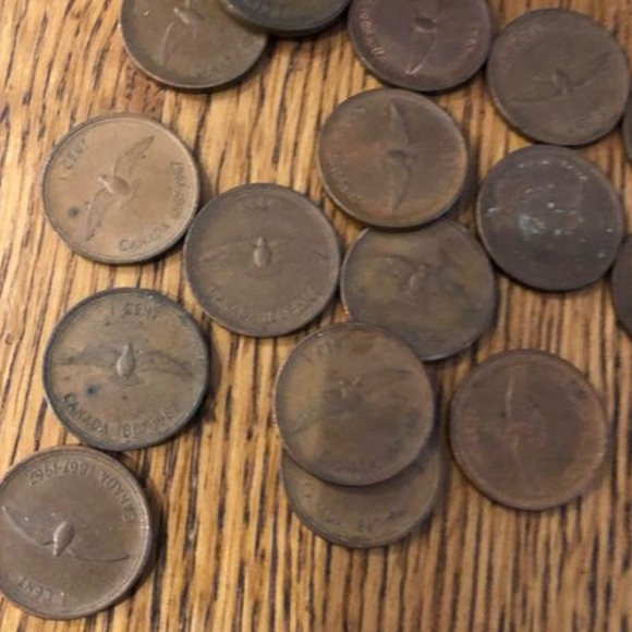 COPY - Centennial Penny Lot - Celebrating 100 years of Canada 🇨🇦 1867-1967 - Picture 2 of 7